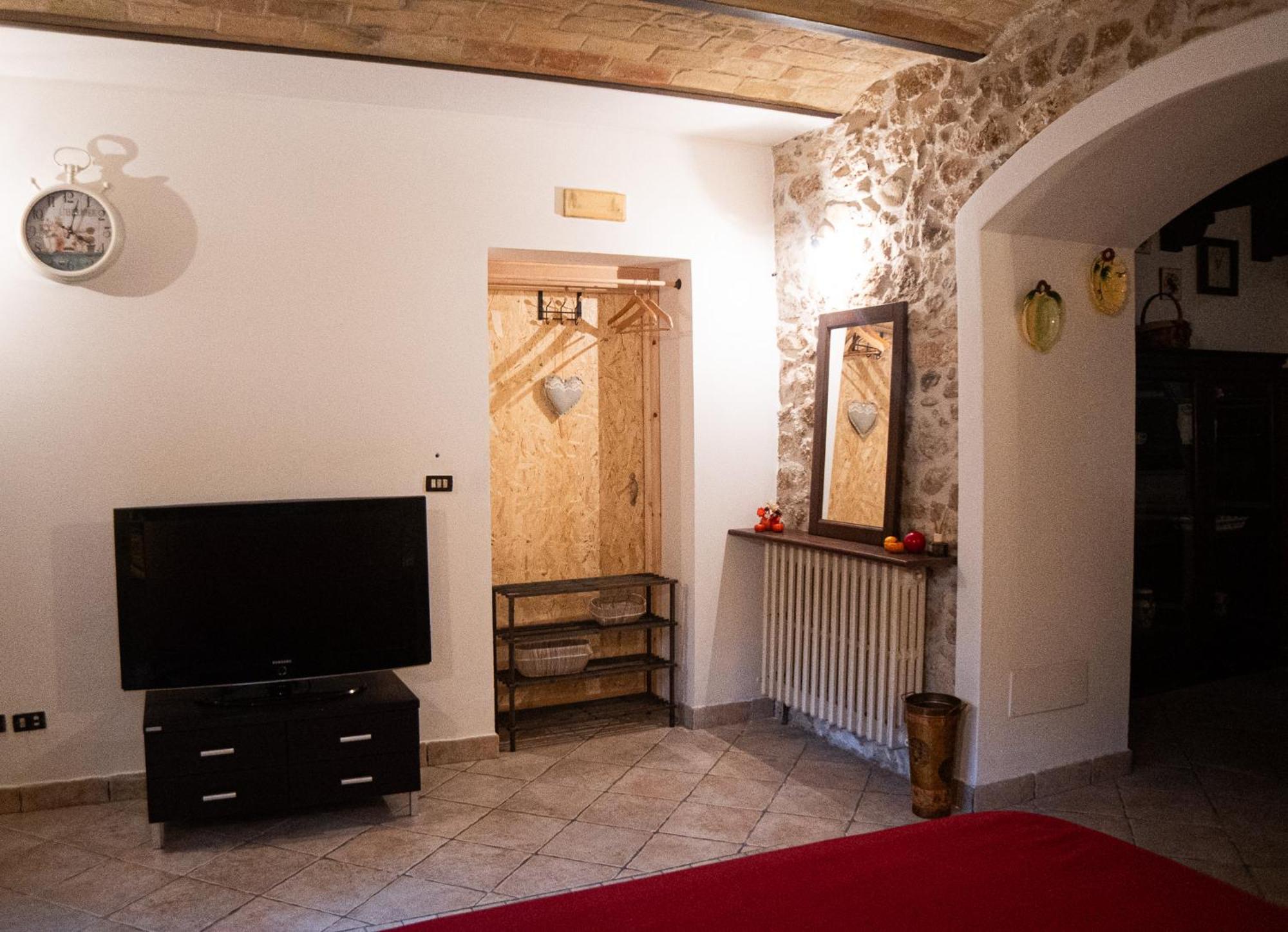 Apartament Giardino Sul Fiume Ascoli Piceno Zewnętrze zdjęcie