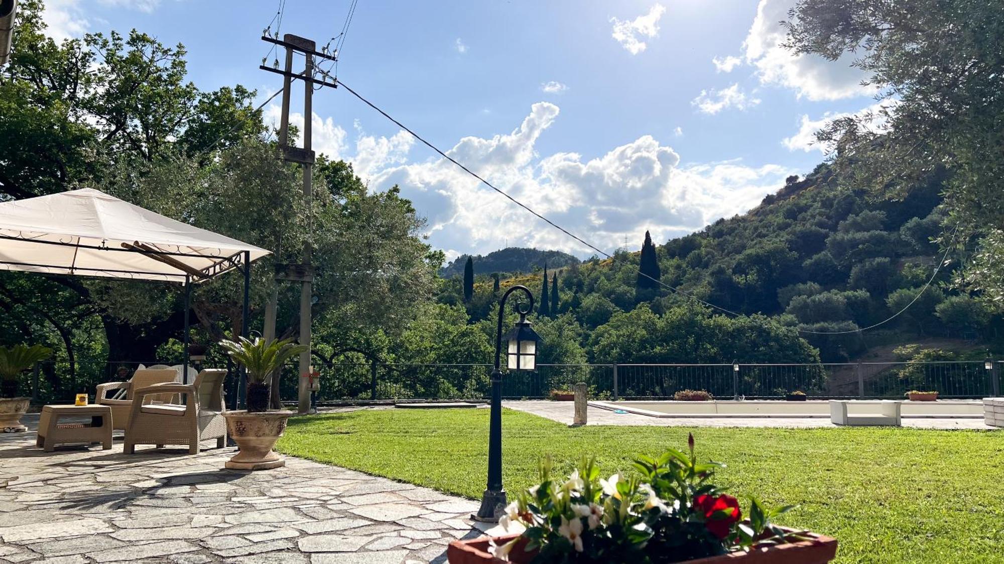 Apartament Giardino Sul Fiume Ascoli Piceno Zewnętrze zdjęcie