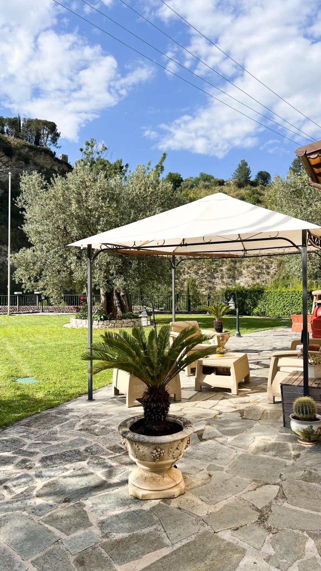 Apartament Giardino Sul Fiume Ascoli Piceno Zewnętrze zdjęcie